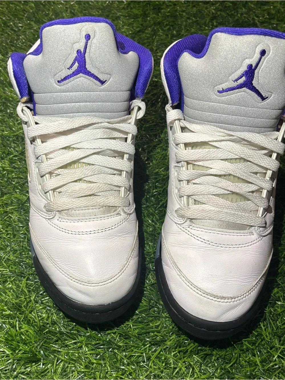 Jordan Men’s White and Purple Basketball Sneakers